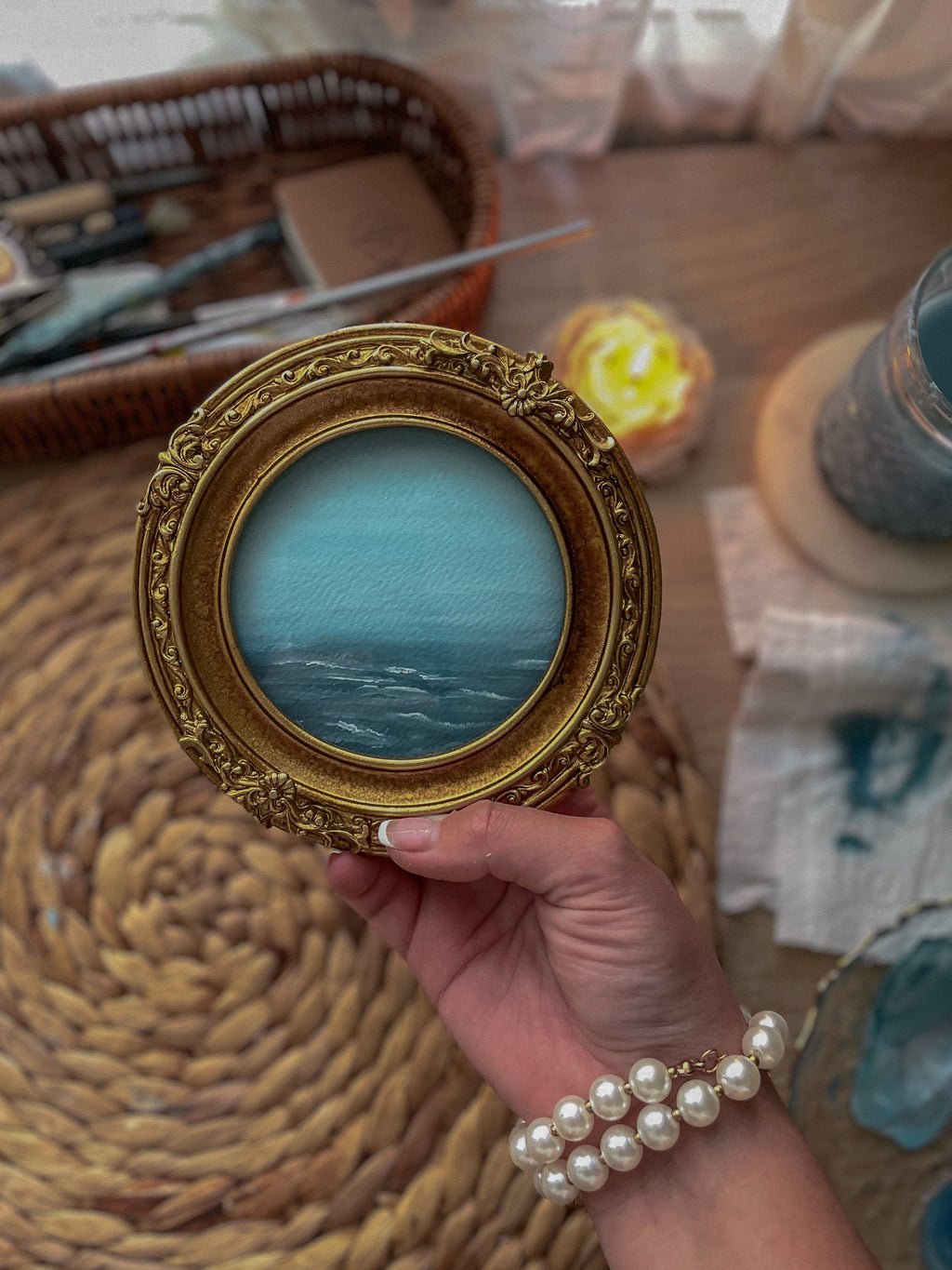 framed original  artwork, seascape australia, antique frame close up